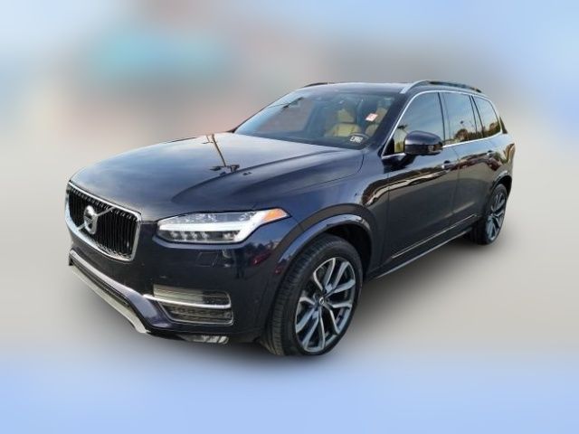 2019 Volvo XC90 Momentum