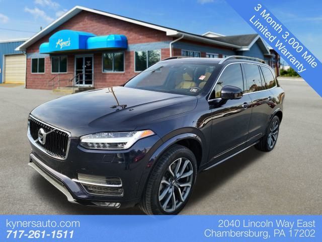 2019 Volvo XC90 Momentum