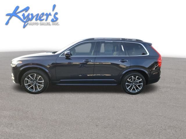 2019 Volvo XC90 Momentum