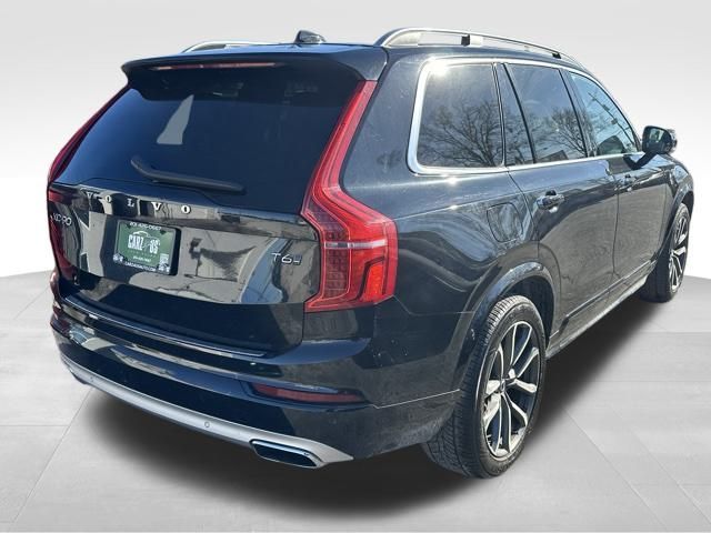 2019 Volvo XC90 Momentum