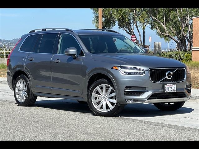 2019 Volvo XC90 Momentum