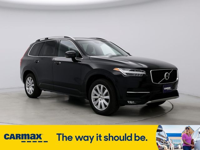 2019 Volvo XC90 Momentum