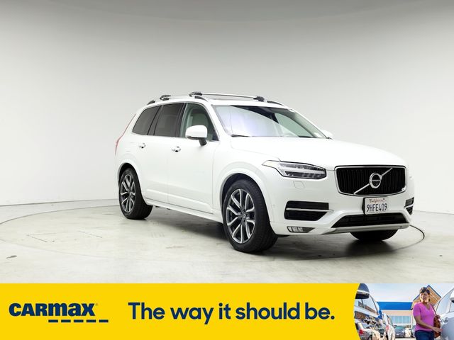 2019 Volvo XC90 Momentum