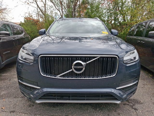 2019 Volvo XC90 Momentum