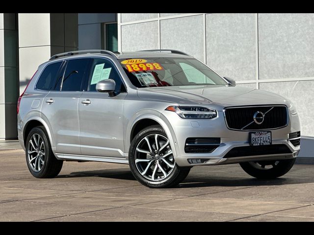 2019 Volvo XC90 Momentum