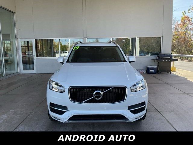 2019 Volvo XC90 Momentum