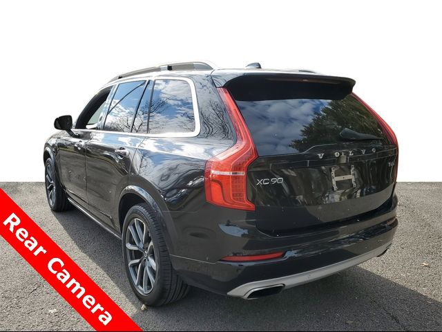 2019 Volvo XC90 Momentum