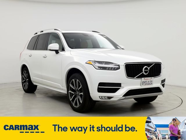 2019 Volvo XC90 Momentum