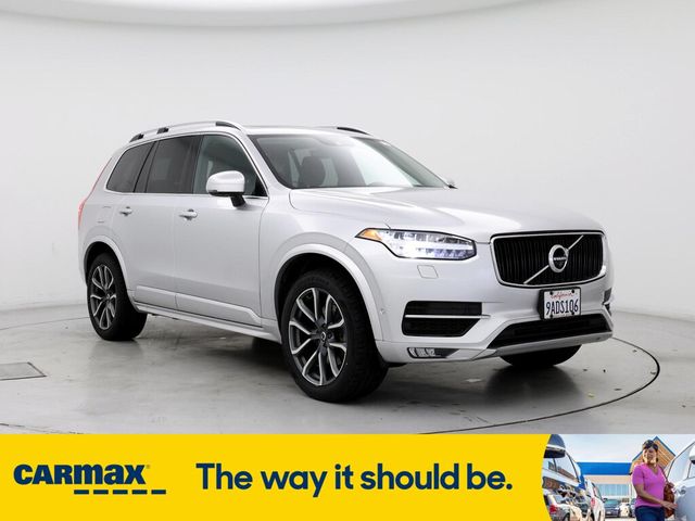 2019 Volvo XC90 Momentum