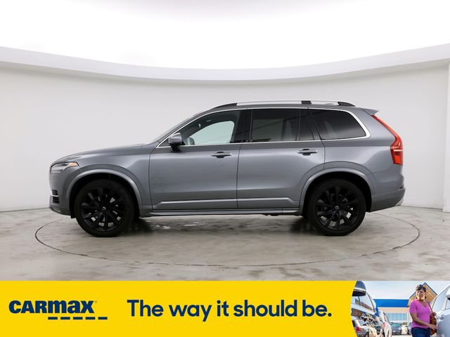 2019 Volvo XC90 Momentum