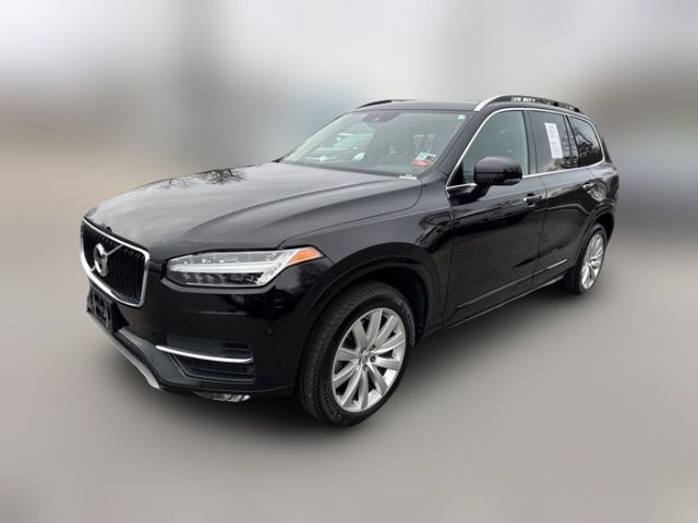 2019 Volvo XC90 Momentum