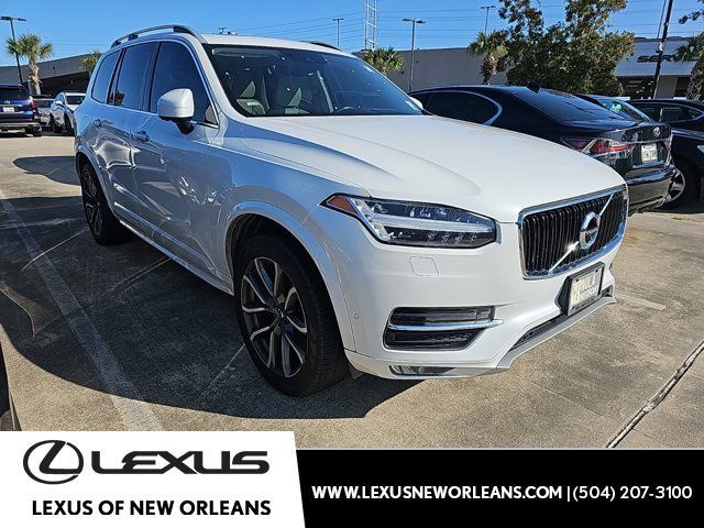 2019 Volvo XC90 Momentum