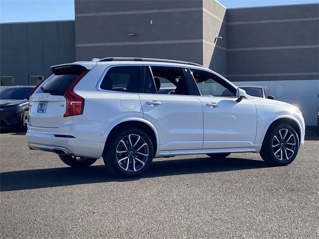 2019 Volvo XC90 Momentum