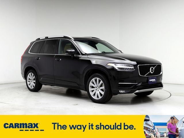 2019 Volvo XC90 Momentum