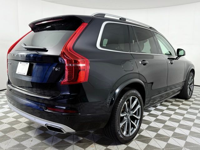 2019 Volvo XC90 Momentum