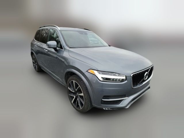 2019 Volvo XC90 Momentum