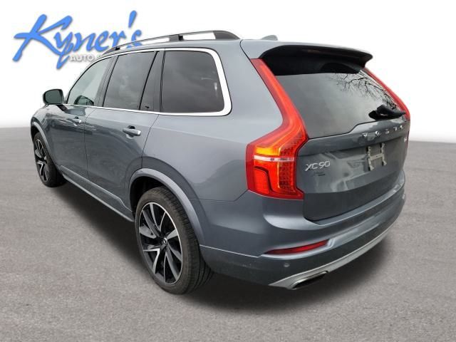 2019 Volvo XC90 Momentum