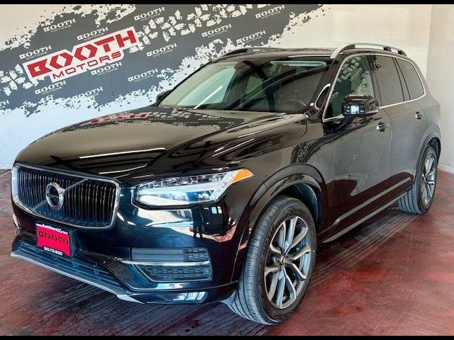 2019 Volvo XC90 Momentum