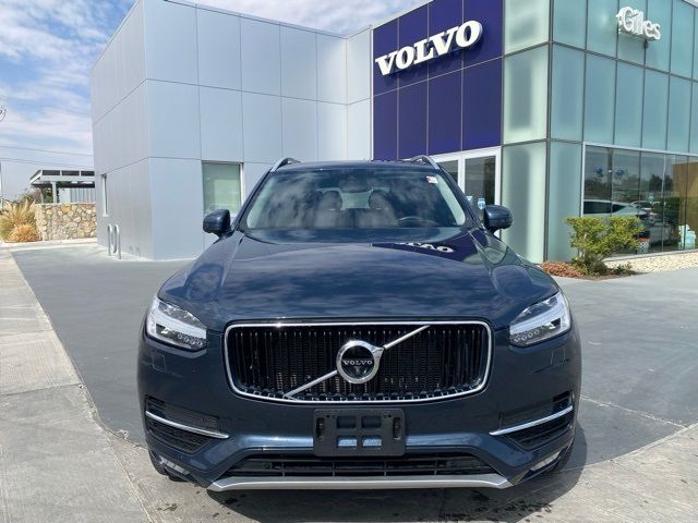 2019 Volvo XC90 Momentum