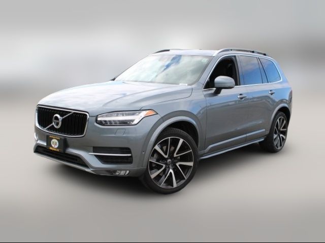 2019 Volvo XC90 Momentum