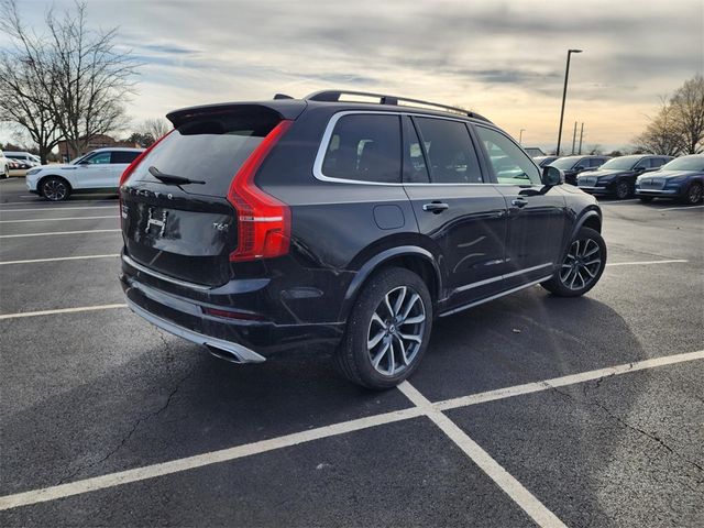 2019 Volvo XC90 Momentum