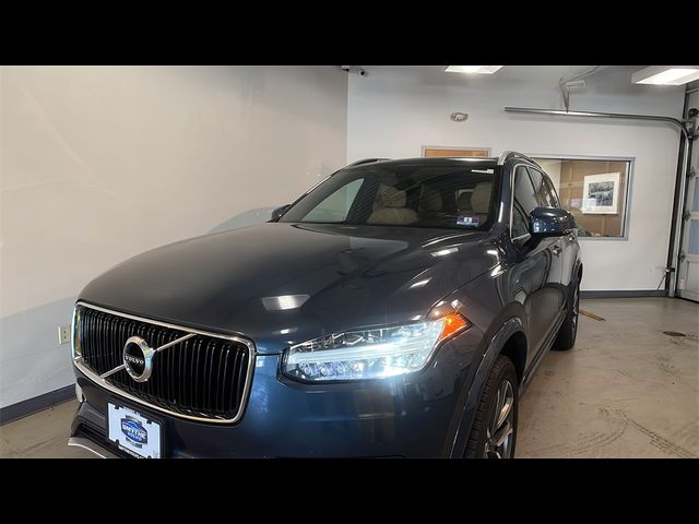 2019 Volvo XC90 Momentum