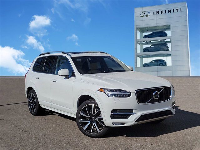 2019 Volvo XC90 Momentum