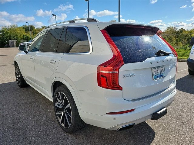 2019 Volvo XC90 Momentum