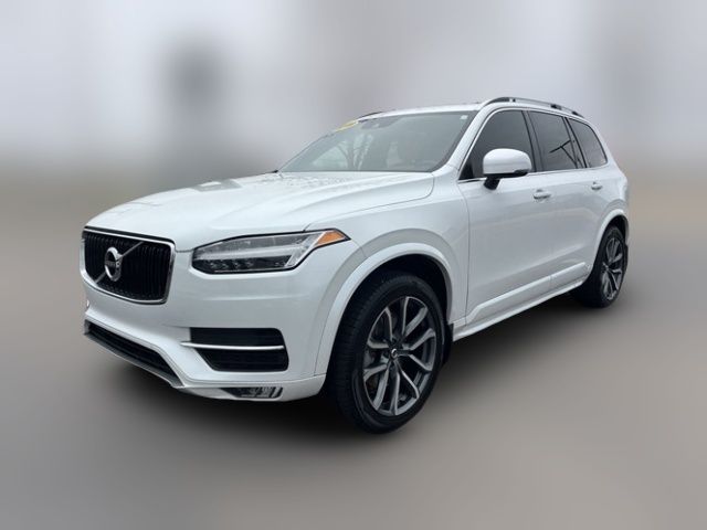 2019 Volvo XC90 Momentum