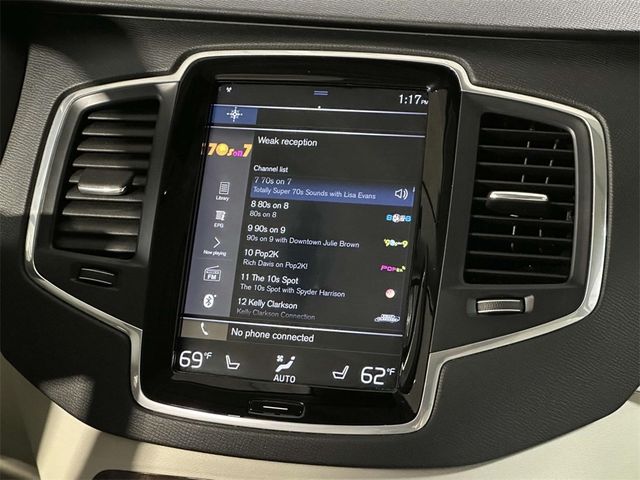 2019 Volvo XC90 Momentum