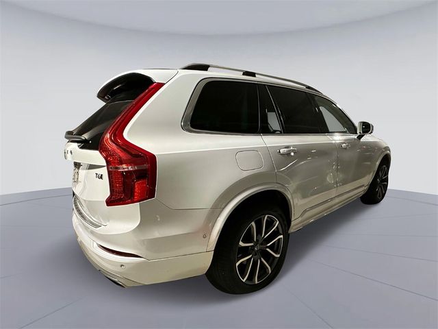 2019 Volvo XC90 Momentum