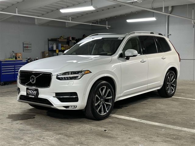 2019 Volvo XC90 Momentum