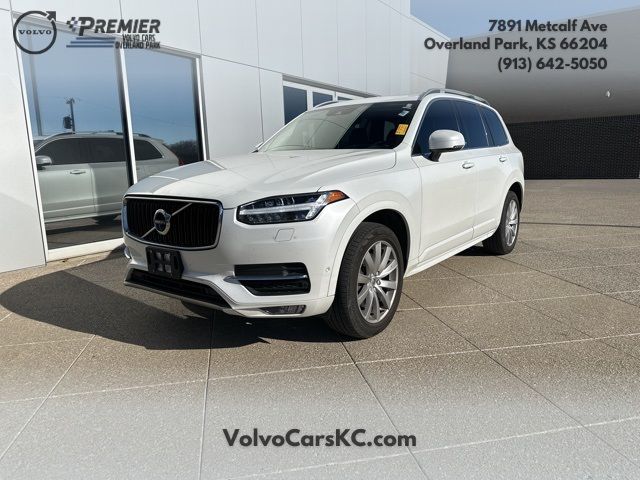 2019 Volvo XC90 Momentum