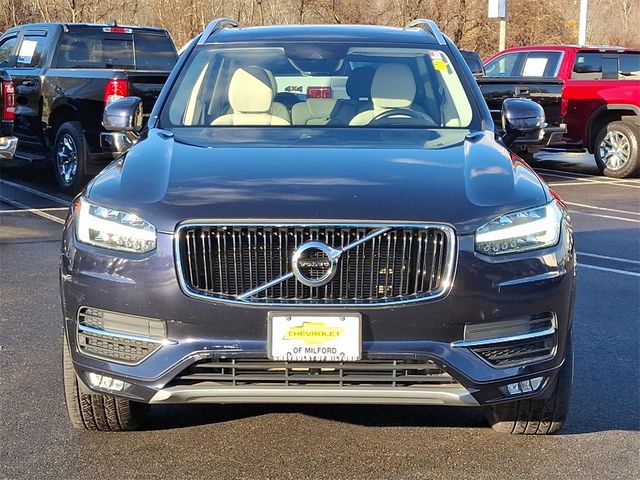 2019 Volvo XC90 Momentum