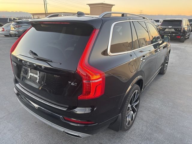 2019 Volvo XC90 Momentum