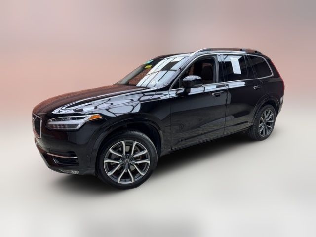 2019 Volvo XC90 Momentum