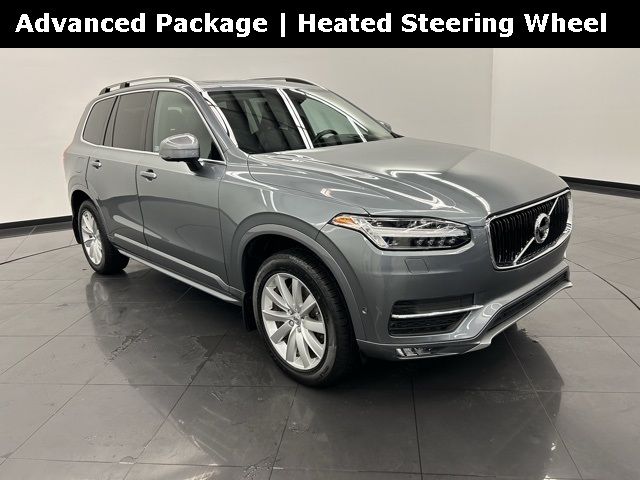 2019 Volvo XC90 Momentum