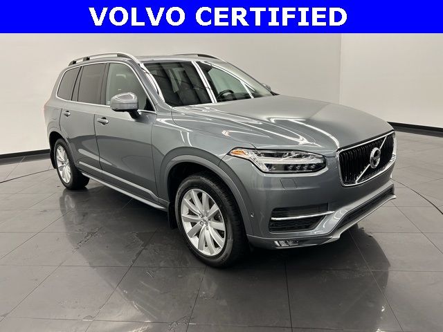 2019 Volvo XC90 Momentum