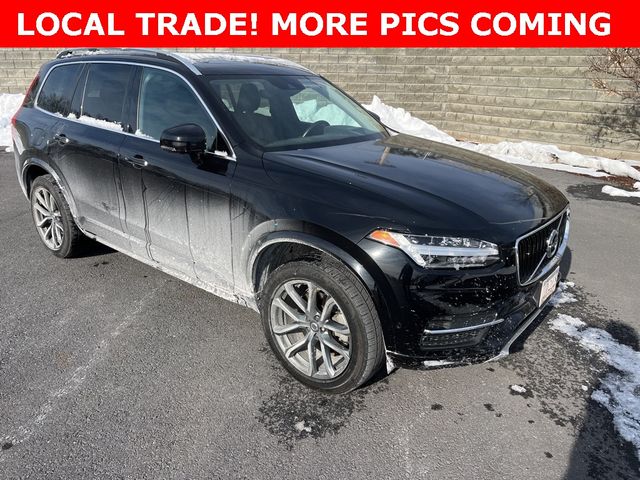 2019 Volvo XC90 Momentum