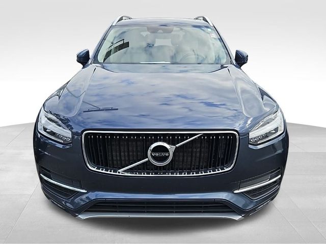 2019 Volvo XC90 Momentum