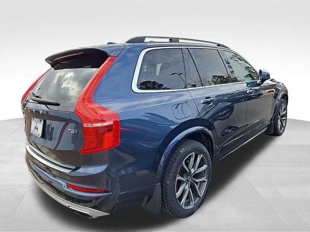 2019 Volvo XC90 Momentum