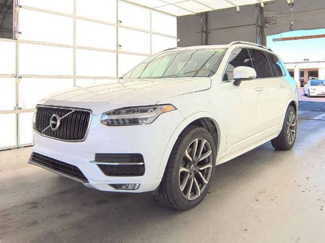 2019 Volvo XC90 Momentum