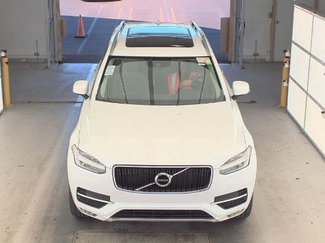 2019 Volvo XC90 Momentum