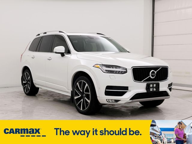 2019 Volvo XC90 Momentum