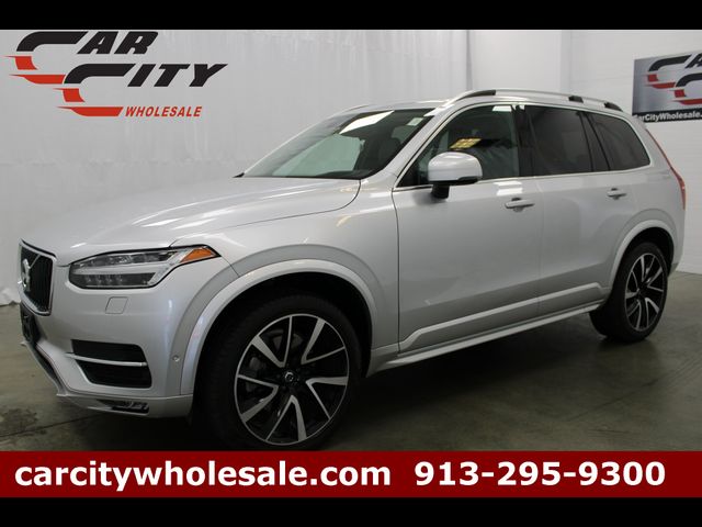 2019 Volvo XC90 Momentum