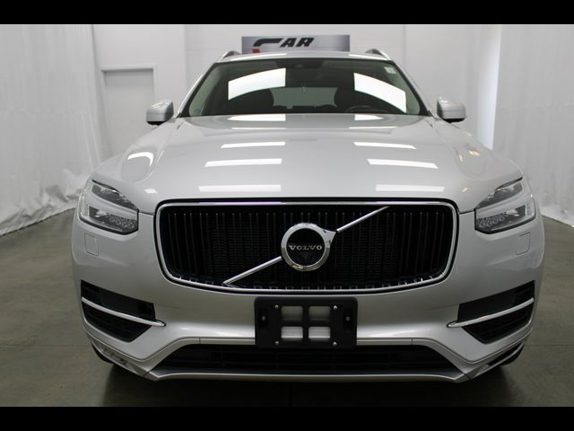 2019 Volvo XC90 Momentum