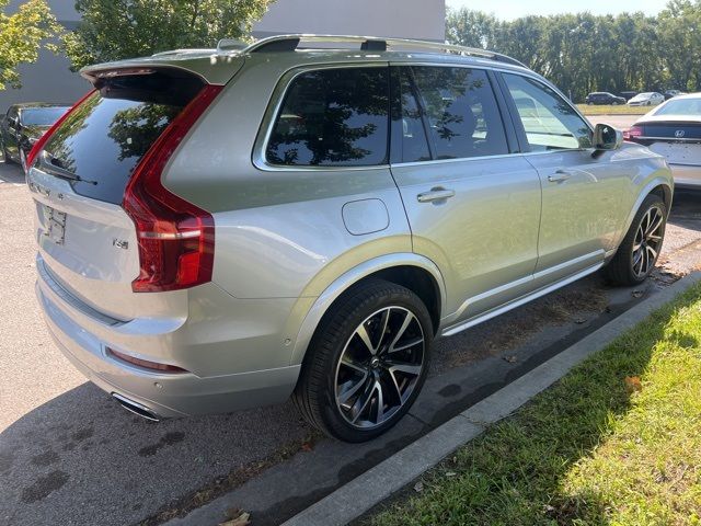 2019 Volvo XC90 Momentum