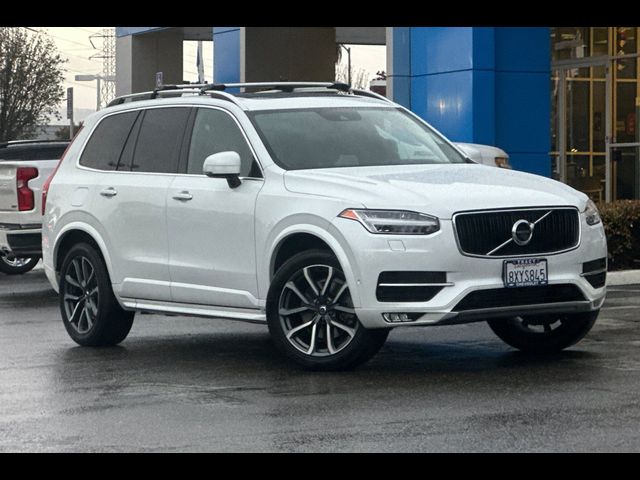 2019 Volvo XC90 Momentum