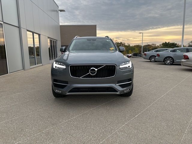 2019 Volvo XC90 Momentum