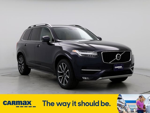 2019 Volvo XC90 Momentum